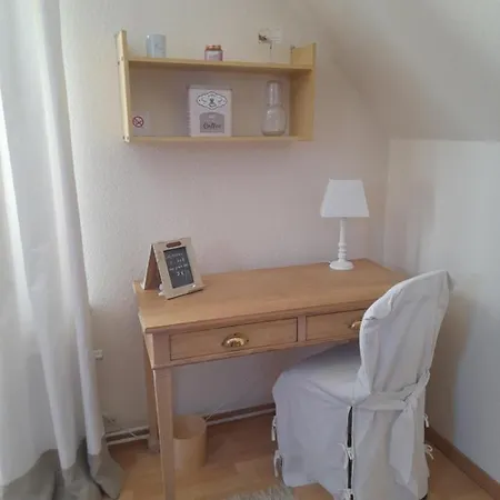 Les Pensees Bed & Breakfast